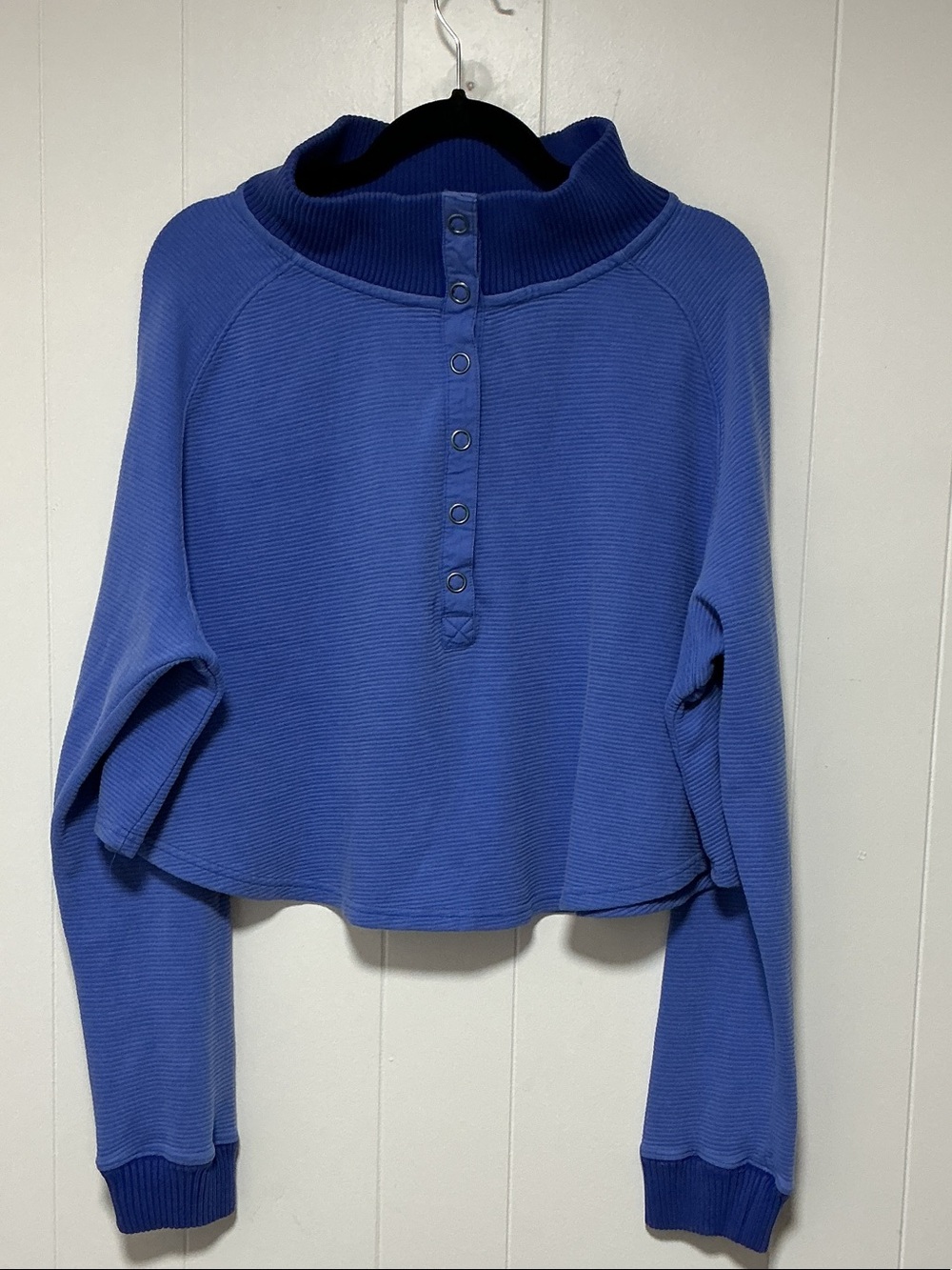 Free People Movement pull over, cropped, Size: XL